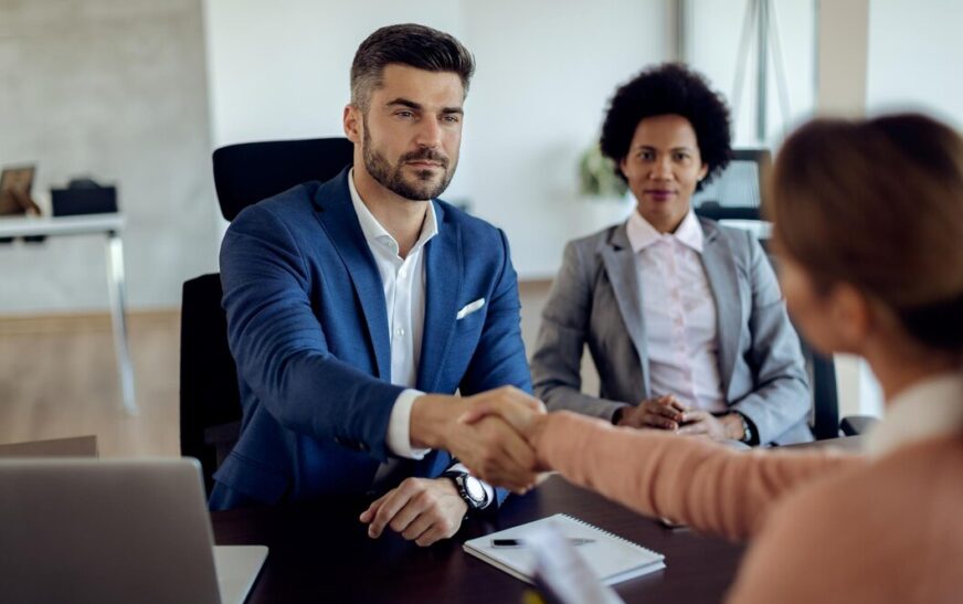 Is the “Easy Apply” Button Actually Hurting Your Job Search?  [Updated-2026]
